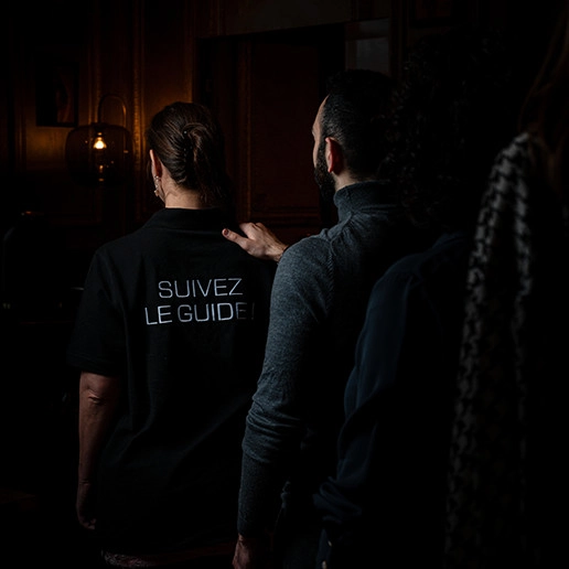 An authentic encounter with a guide at Dans le Noir ?