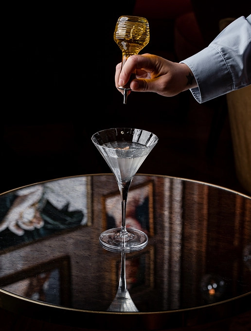 A surprising cocktail served for Father’s Day at Dans le Noir ?
