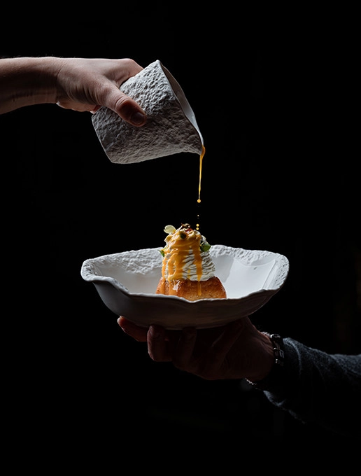 Uma sobremesa cremosa para celebrar uma despedida de solteira no Dans le Noir ?